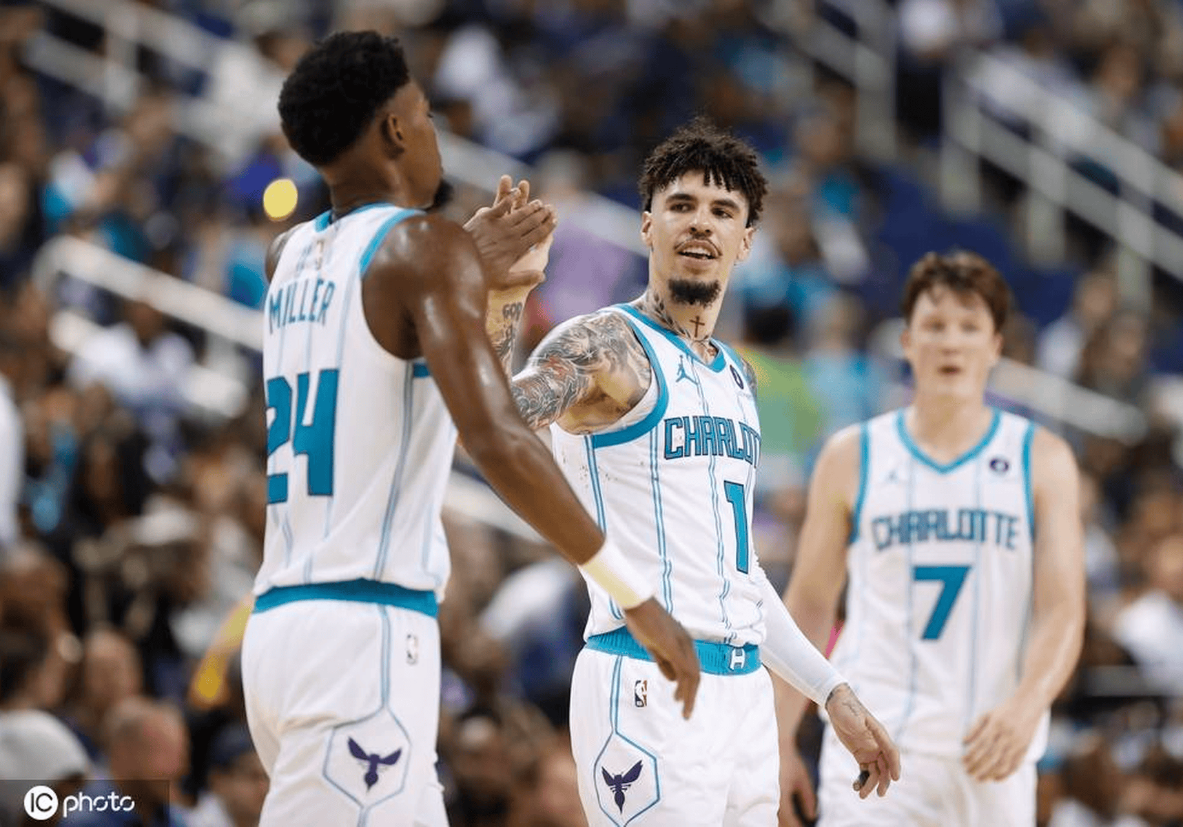 爱游戏体验夏洛特黄蜂赛后篮板制胜，志在NBA总决赛名次提升，管理层满意，高层口径保持一致的简单介绍